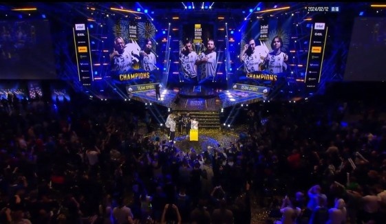 队内部的氛 队内部的氛