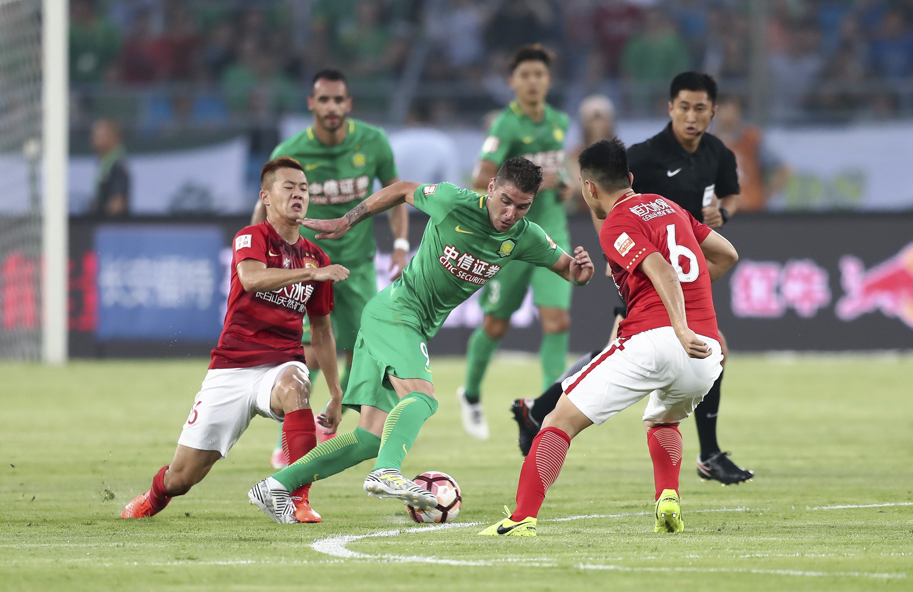 站位纪律彼 站位纪律彼
